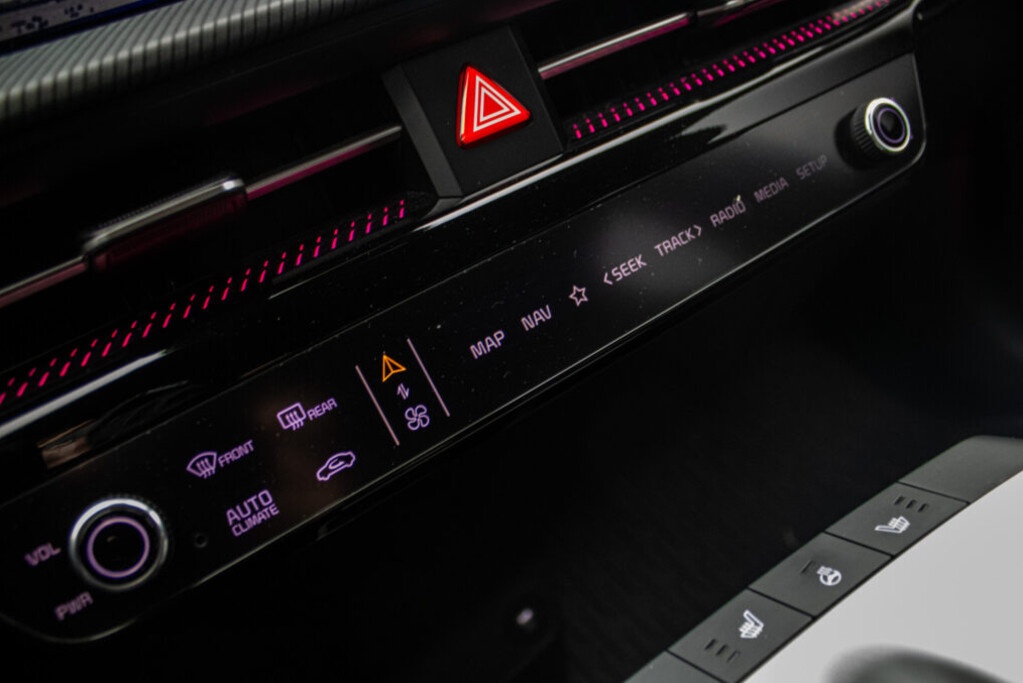 Kia EV6 77.4 kWh GT 4WD - 1. majiteľ - 14