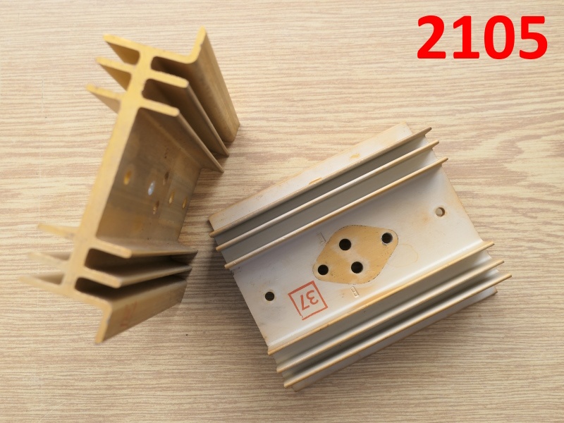 Plast.krabičky pre vlastné konštruk. - 14