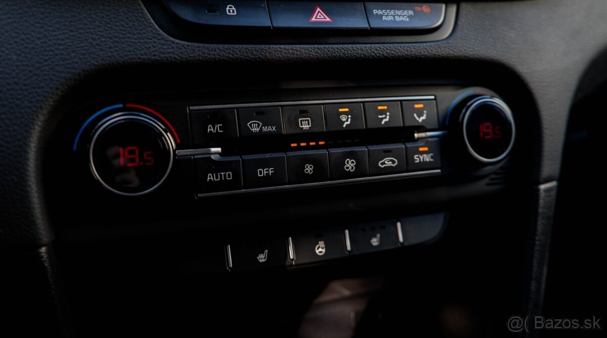 Kia Ceed SW 1.5 T-GDi GT-Line - 14