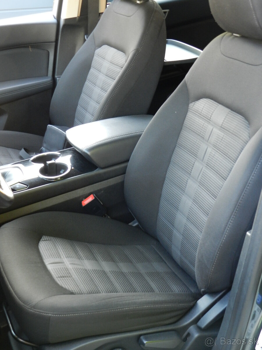 Ford Galaxy 2.0 TDCi 7 miest 2016 - 14