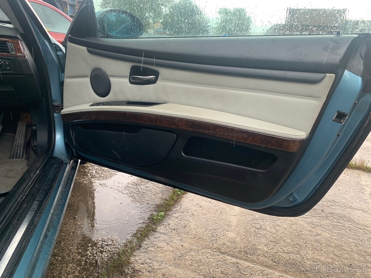 Biely interiér BMW e92 - 14