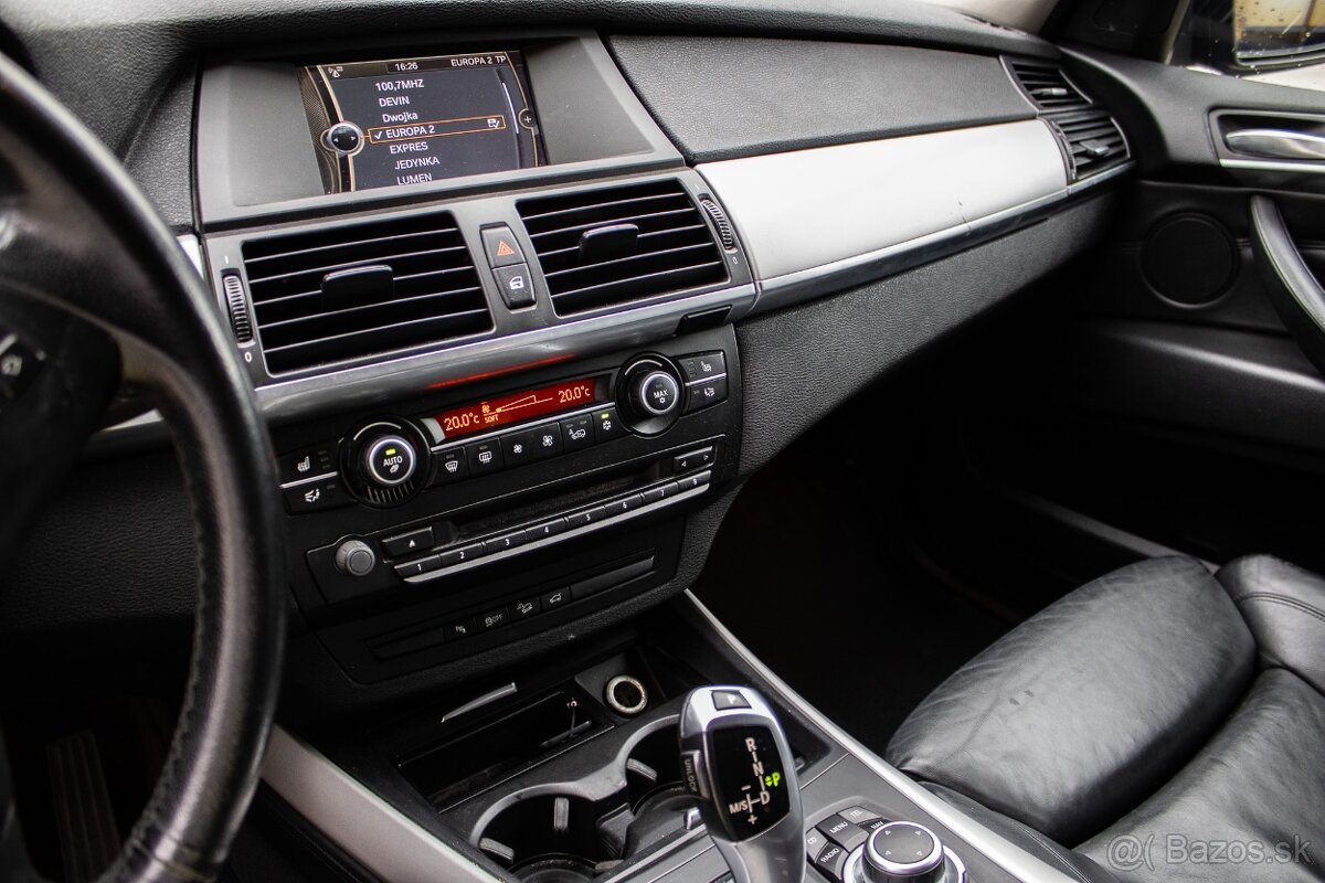 BMW X5 xDrive40d - 14