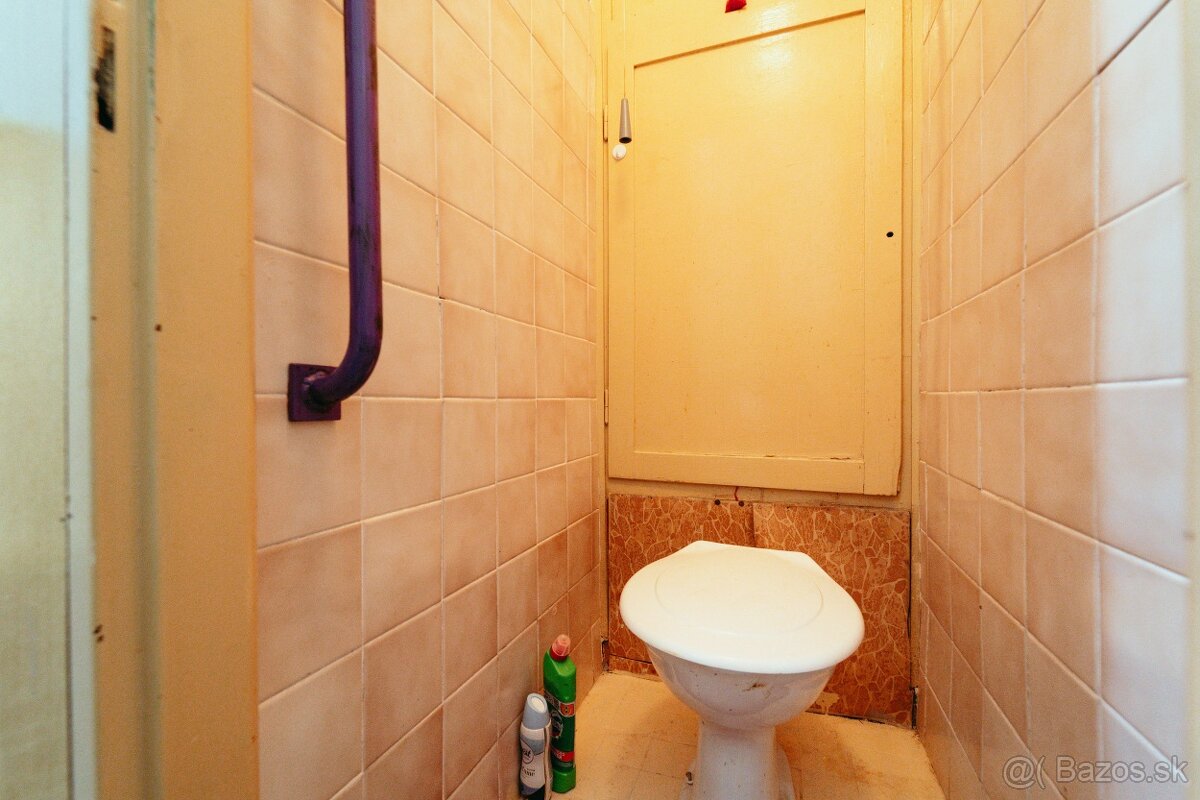 PRIESTRANNÝ 2i BYT S LOGGIOU A DVOMA PIVNICAMI - 14
