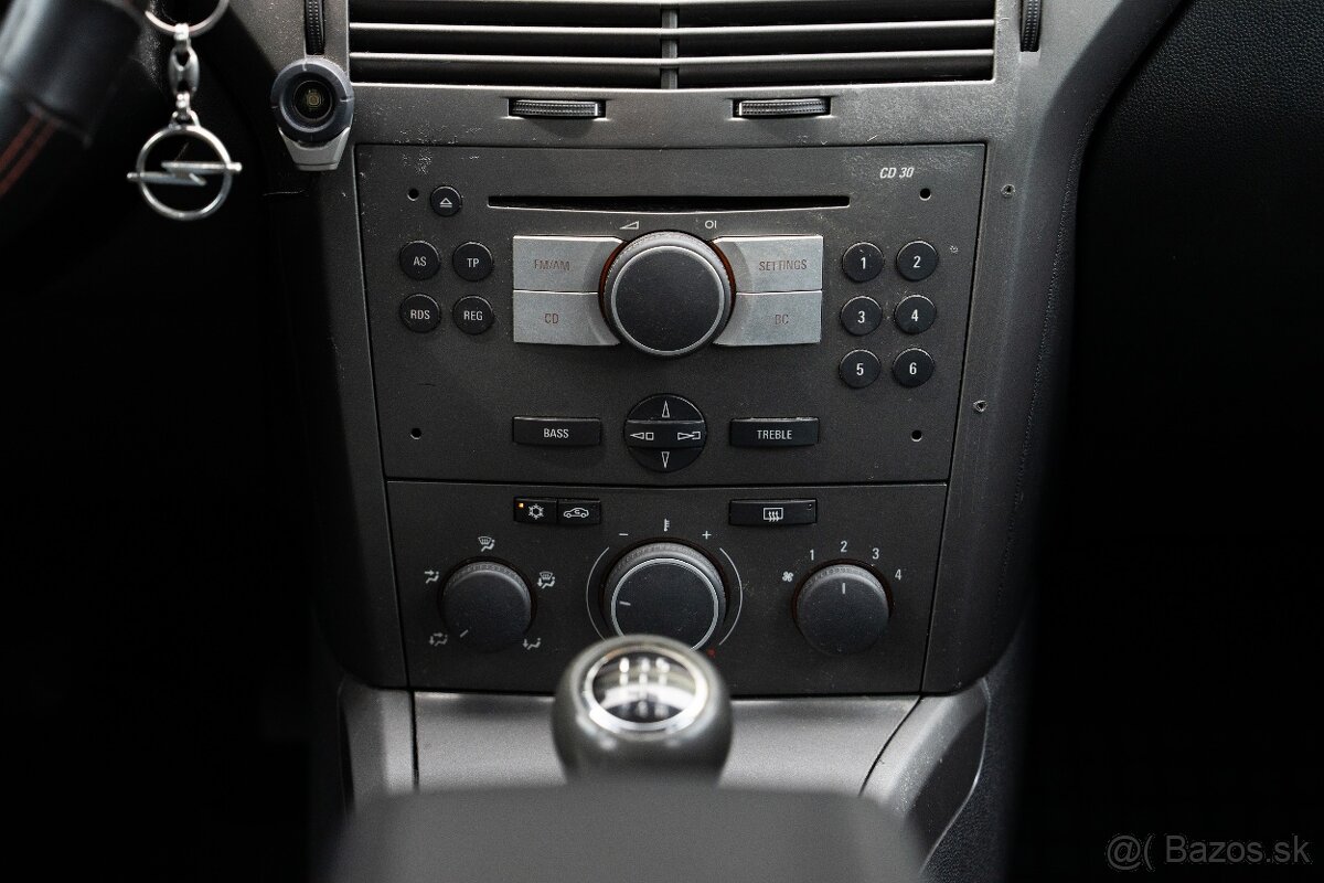 Opel Astra 1.7 CDTi, SR - 1.majiteľ - 14