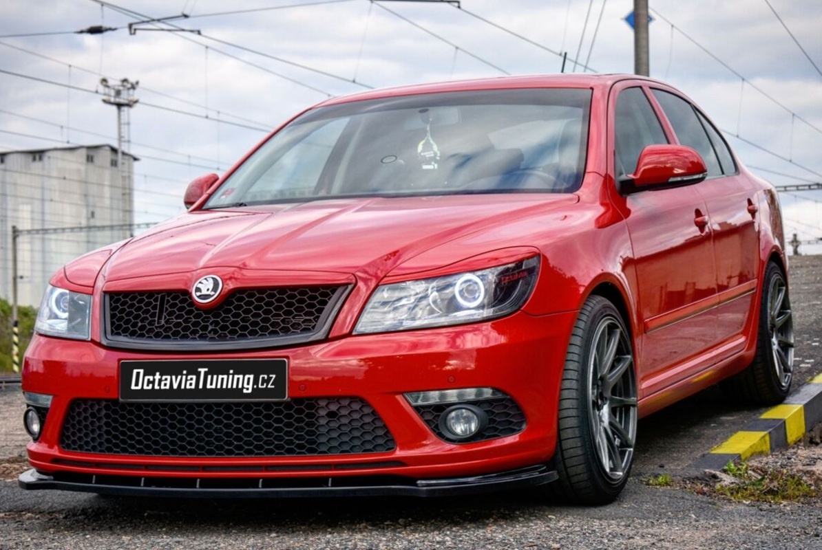 MRACITKA SKODA OCTAVIA 2 Facelift - 14