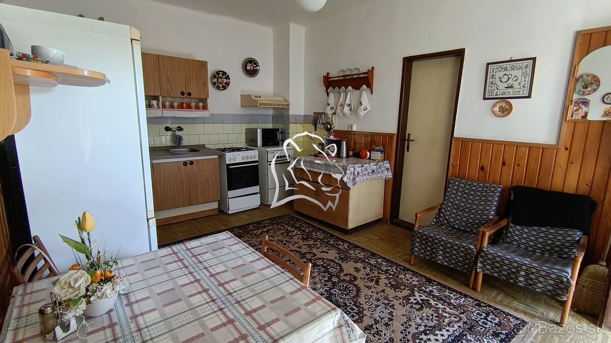 Na predaj rodinný dom v obci Nižný Hrabovec - okres Vranov n - 14