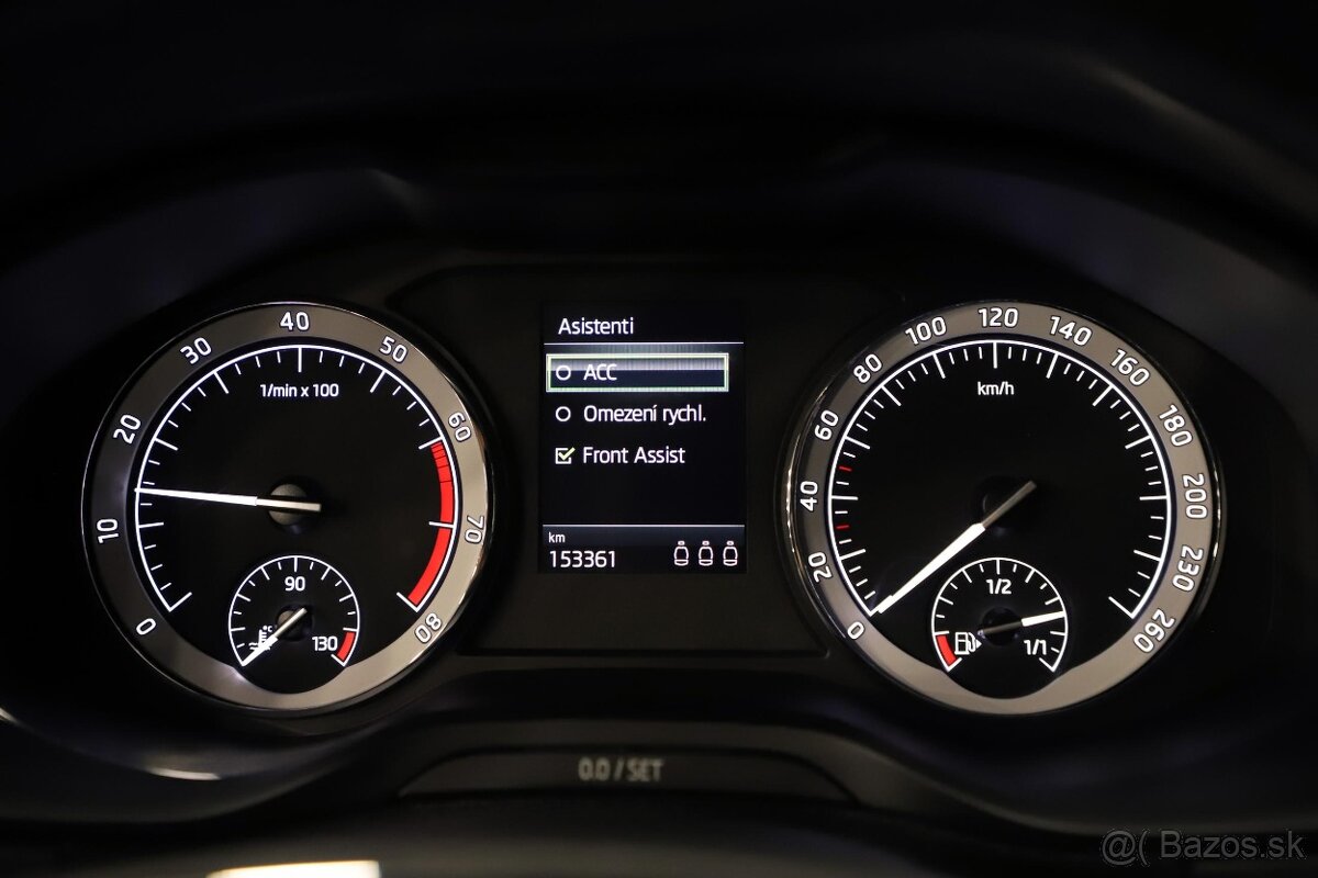 Škoda Karoq 1.5 TSI 110kW DSG automat - 14