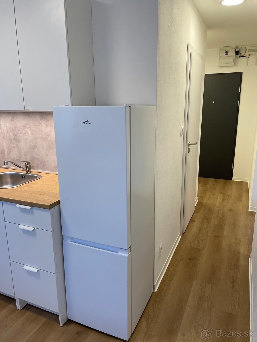 Na prenájom: 1-izbový byt po kompletnej rekonštrukcii – PB - 14