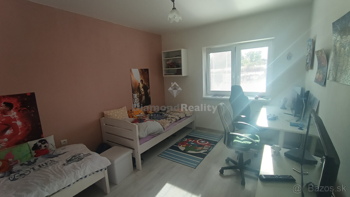 RezervovanéNa predaj krásna novostavba v obci Svätoplukovo - 14