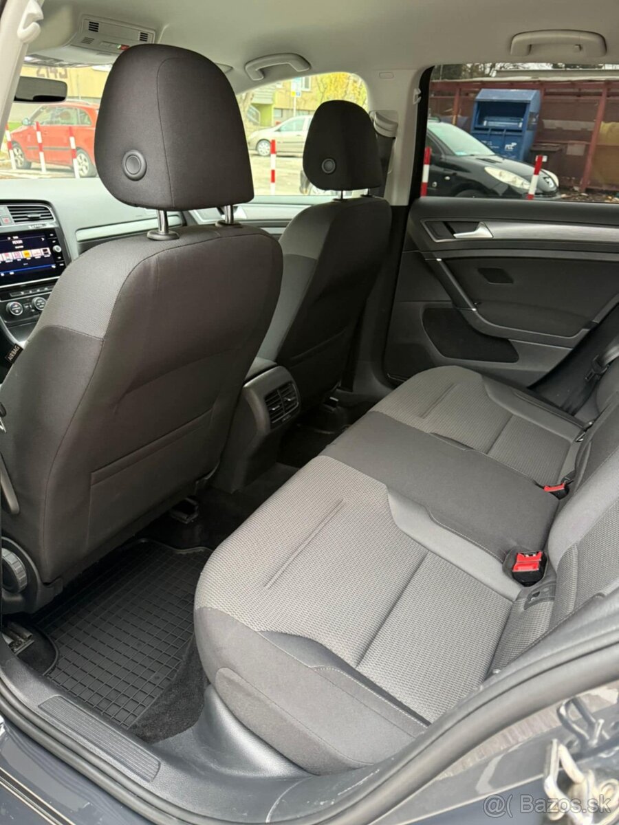 VW e-GOLF 100kw Virtual, ACC, Led svetlá, Virtual cockpit, Ť - 14