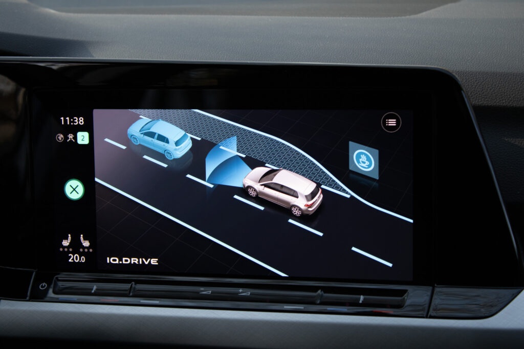 Volkswagen Golf 2.0 TDI 85kW - 14