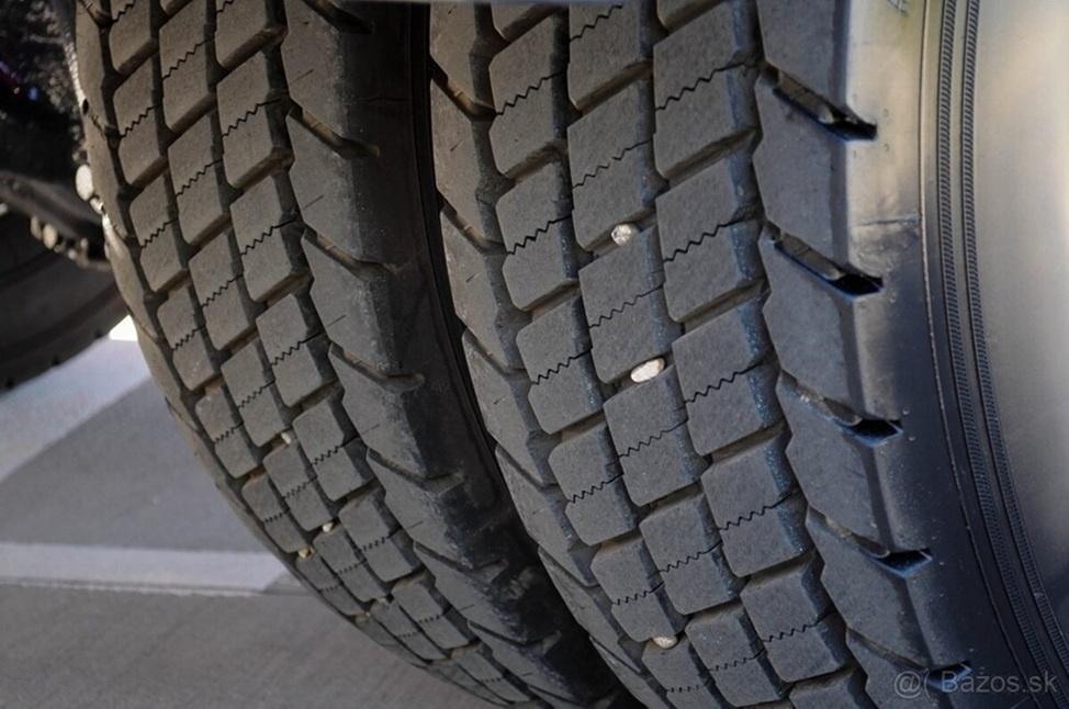 MERCEDES AXOR 1824 TROJSTRANNÝ S3 SKLÁPAČ / VYKLÁPAČ EURO-4 - 14