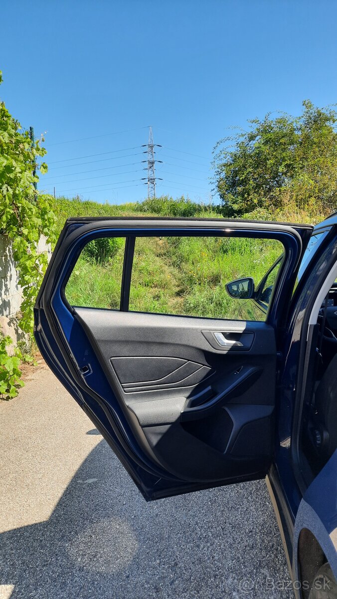 Predám Ford Focus Kombi 1.5 TDCi EcoBlue Trend - 14