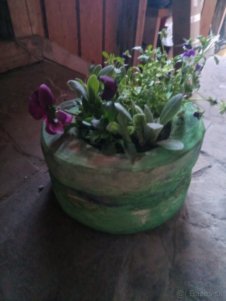 Kvetináče MASÍV smrek - 14