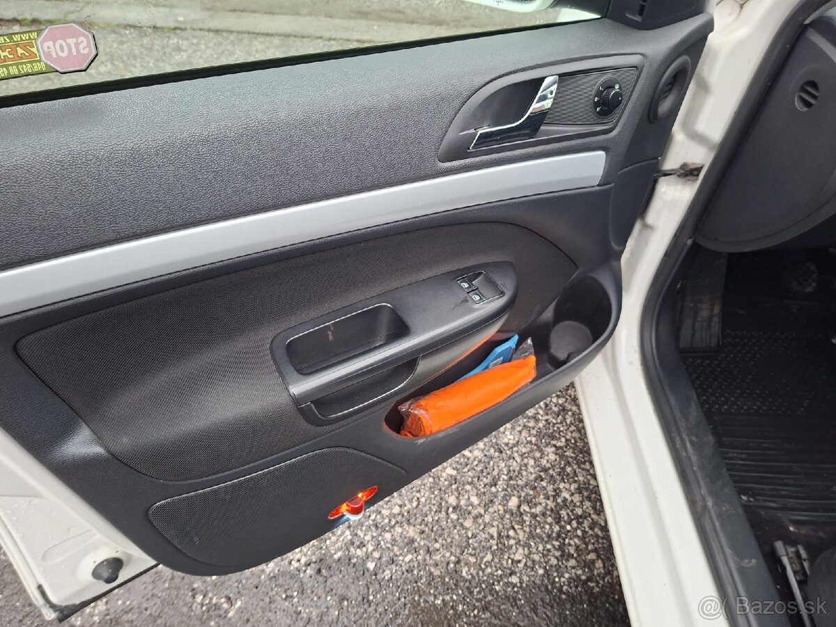 ŠKODA OCTAVIA 1.6TDI - 14