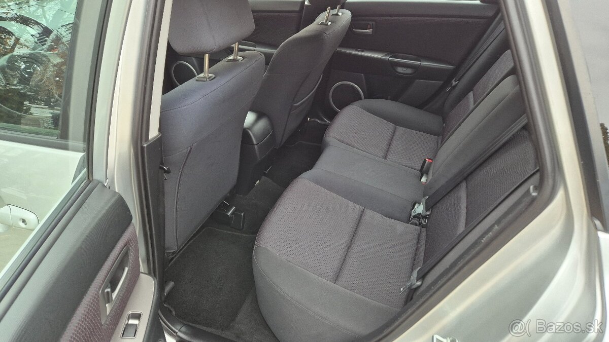 Mazda 3 benzín automat rv.2008 - 14