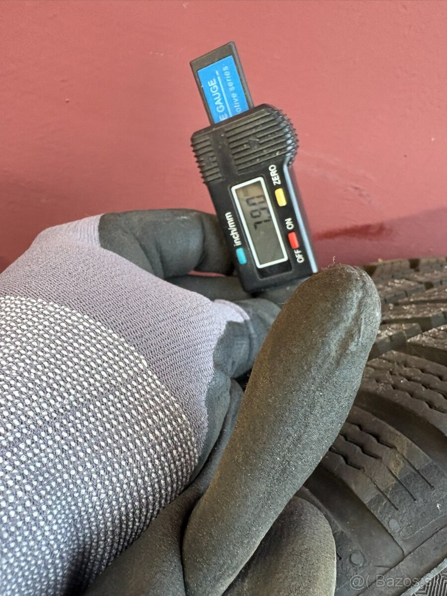 ALU disky + Zimné pneu na Hyundai 5x114,3 R17 - 14