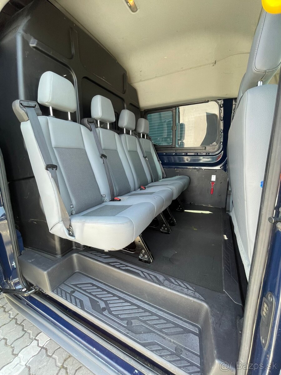 Predám 7 miestny ford tranzit - 14