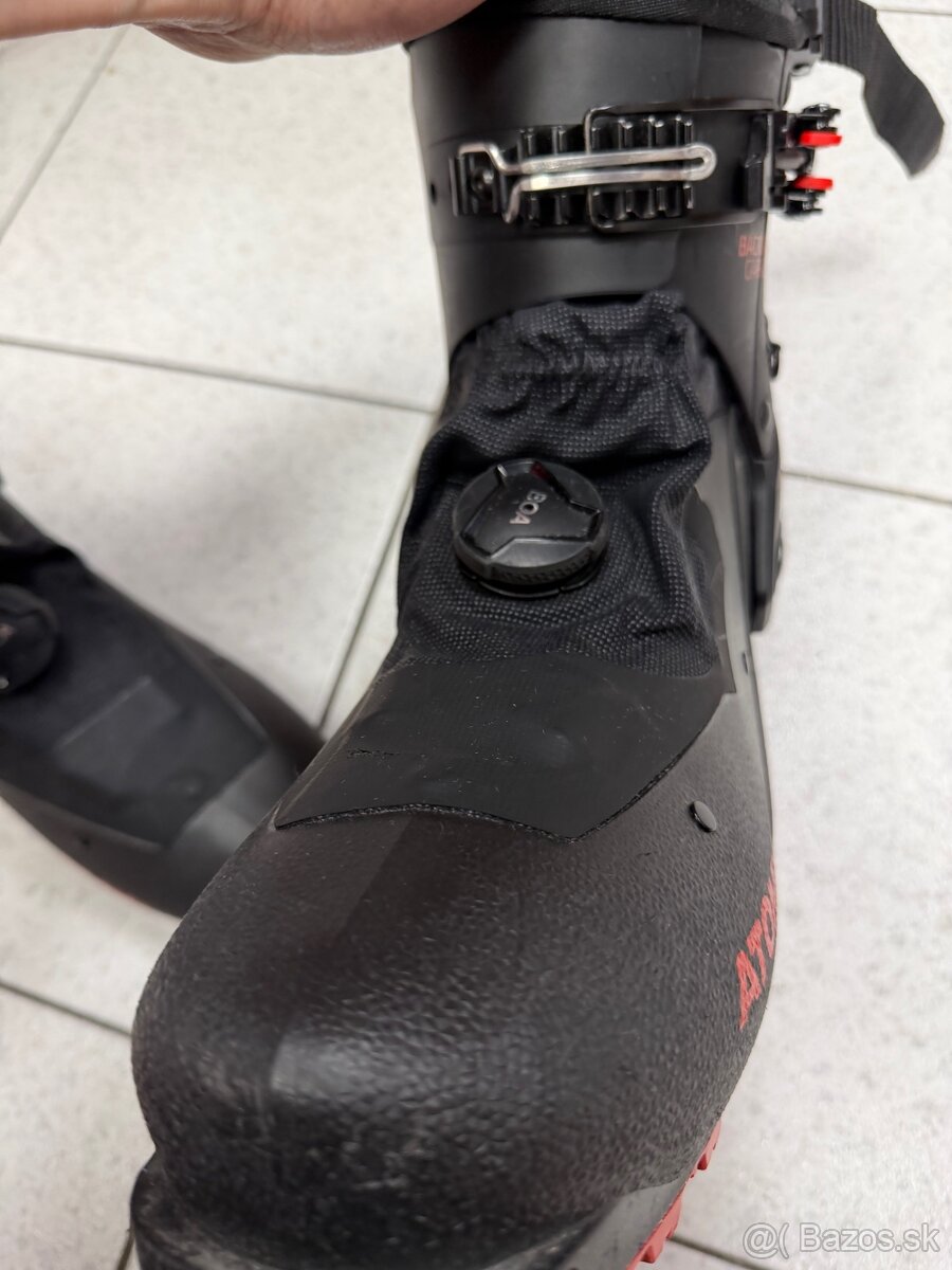 Atomic backland carbon - 14