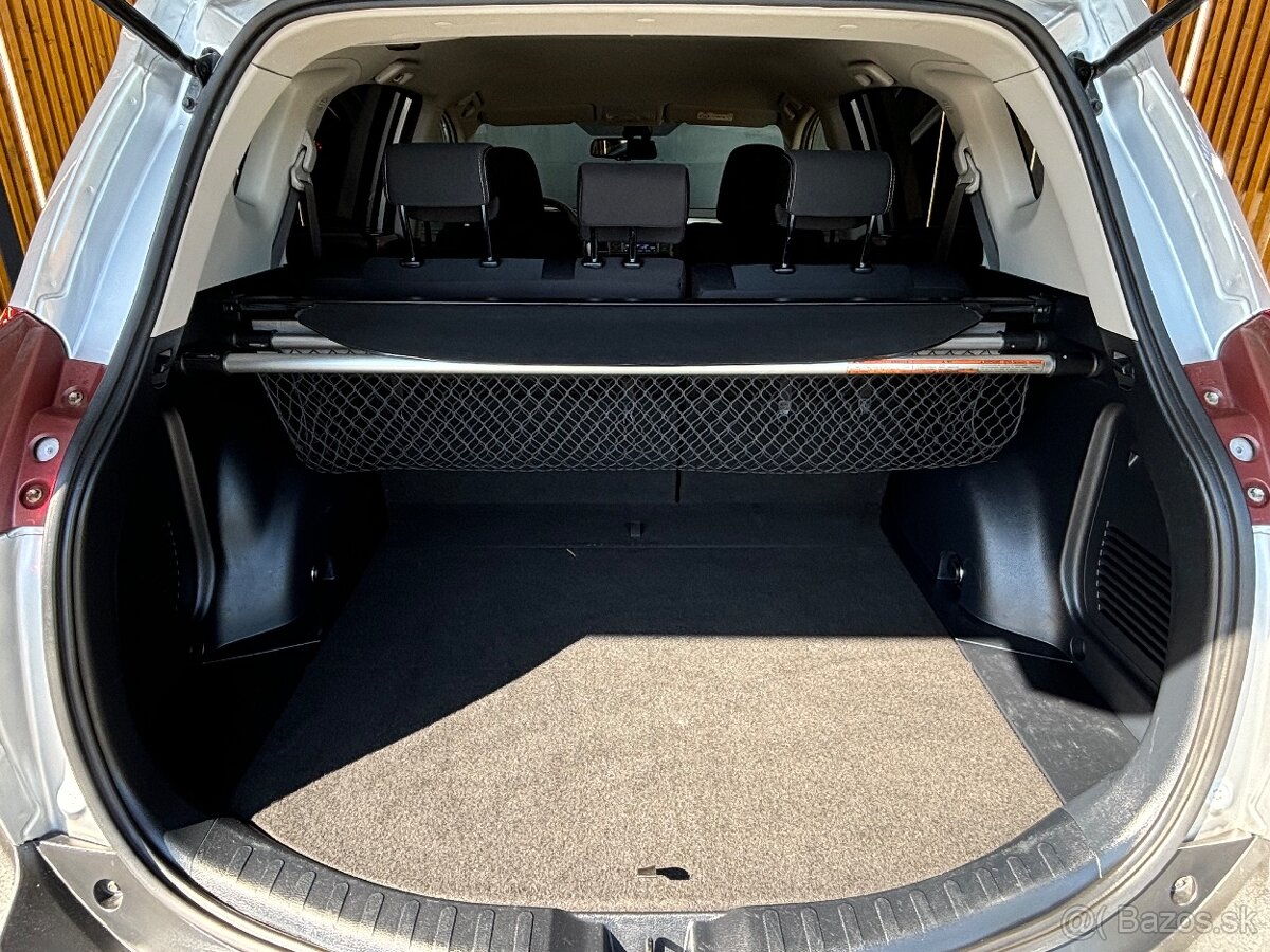 Toyota RAV4 2.0 l D-4D Active - 14