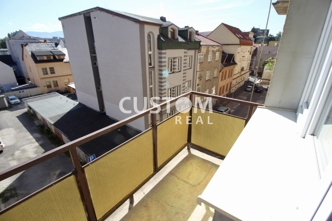 Štýlový veľký 3 - izbový byt po kompletnej rekonštrukcii v c - 14