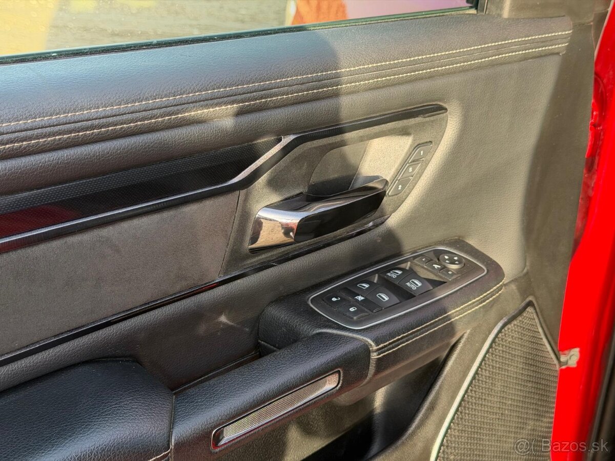 DODGE RAM 1500 5,7 HEMI 2022 GT 53 000 km DPH - 14