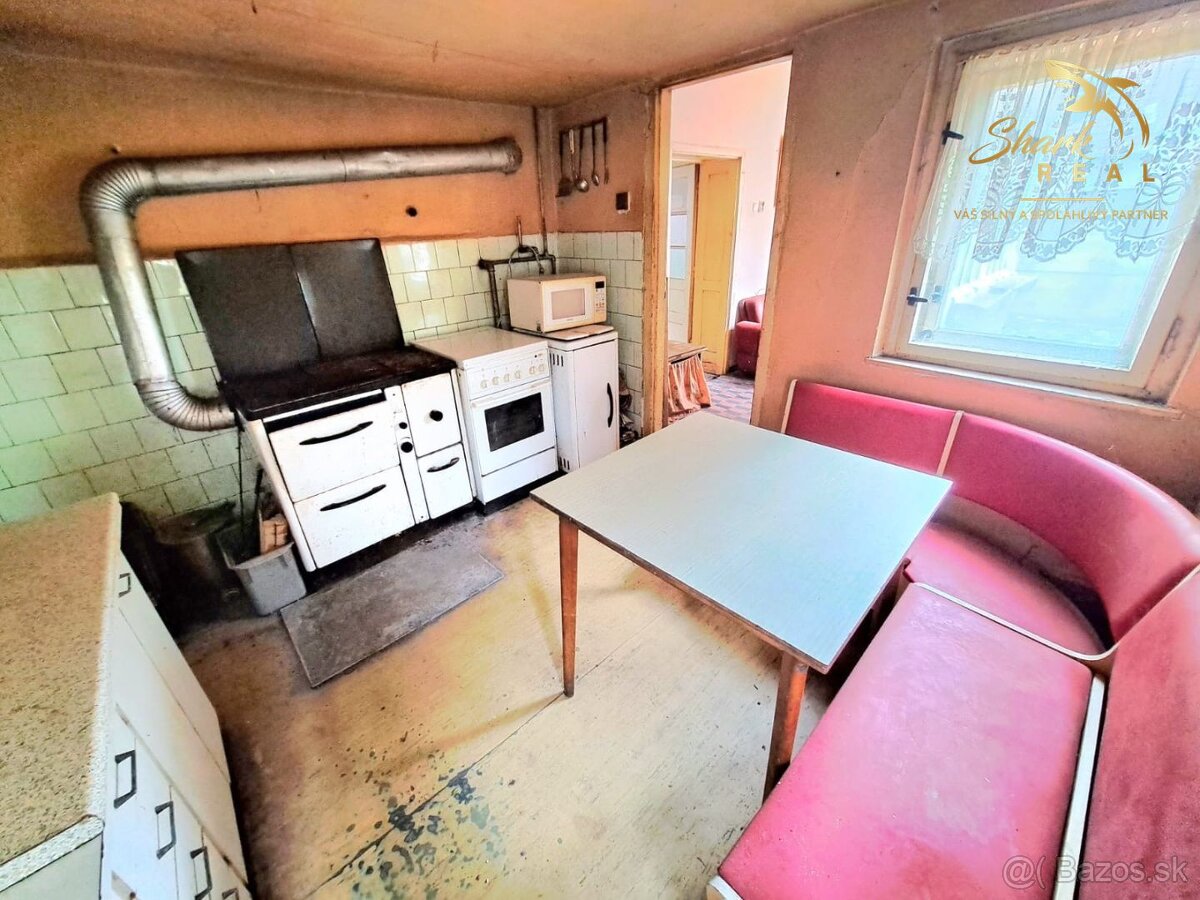 REZERVOVANÉ / Domček s veľkým potenciálom - 14