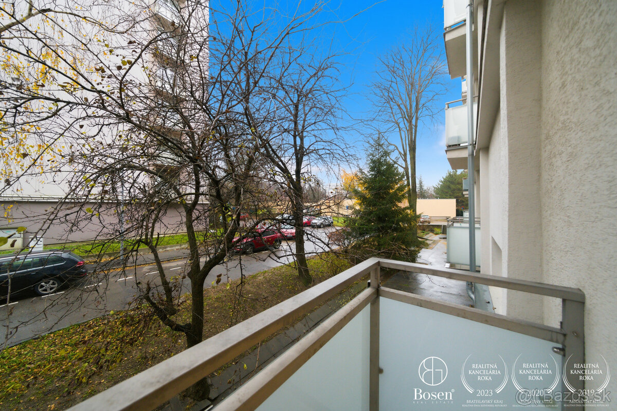 BOSEN | 2,5 izb. byt s potenciálom na rekonštrukciu, Sibírsk - 14