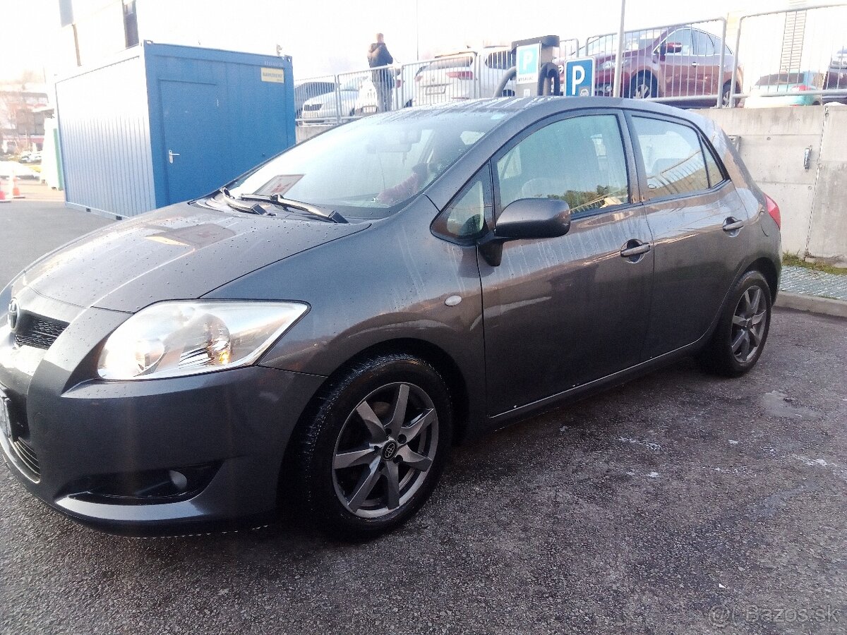 Auris 1.4 diesel automat - 14