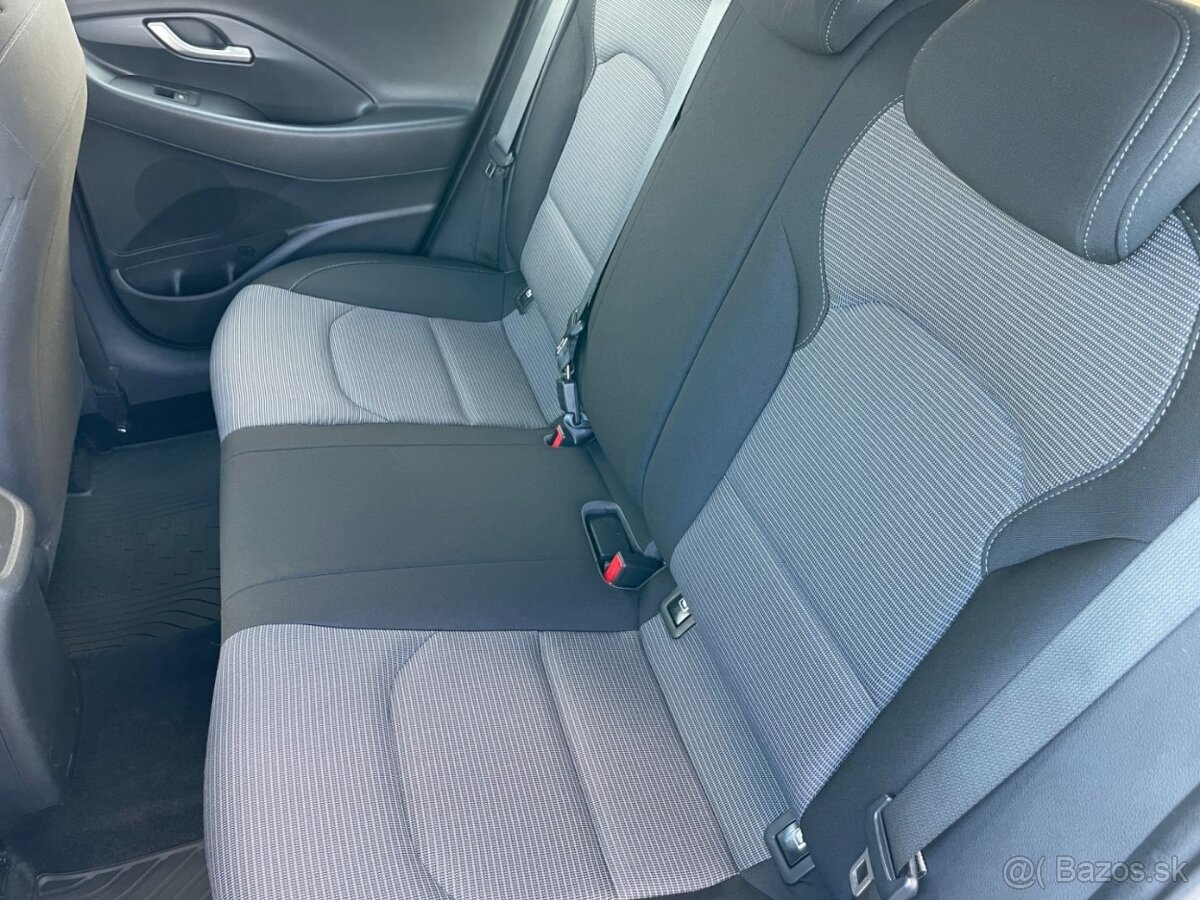 Hyundai i30 Com.1.0T-GDi Comfort ČR+1.maj - 14