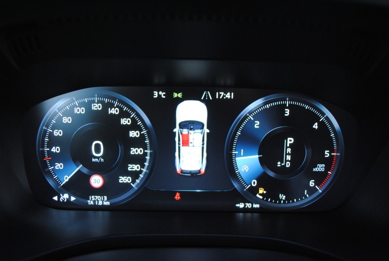 Volvo XC60 D4 Inscription⭐4X4⭐Automat 8st⭐ODPOČET DPH - 14