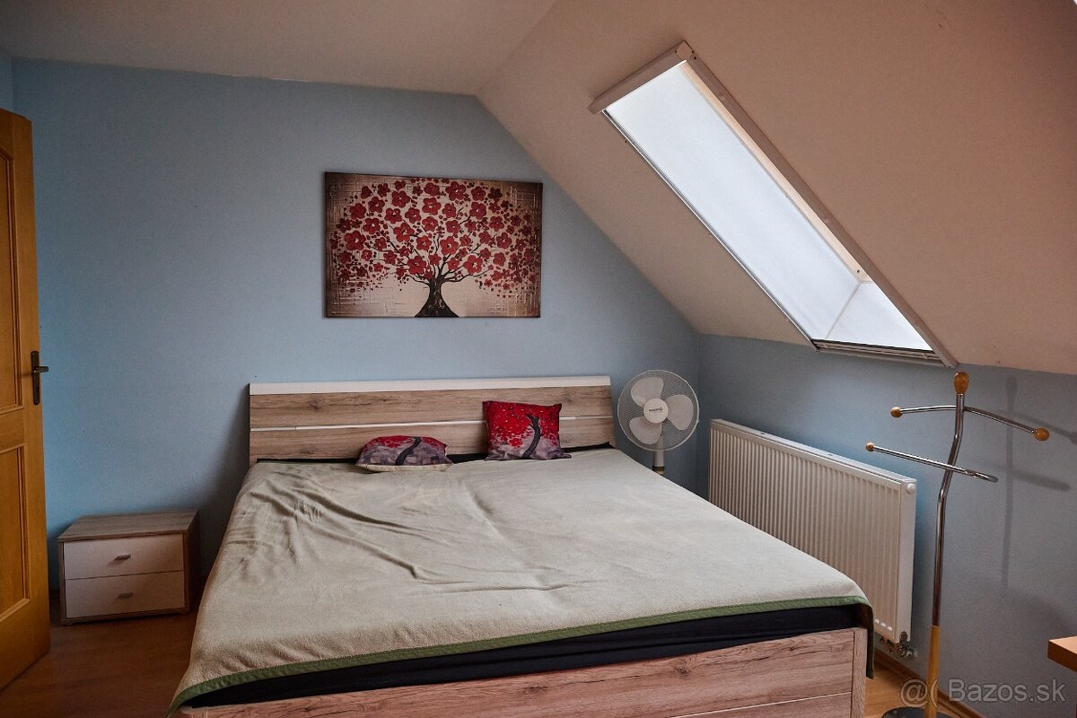 Predám 7 izbový rodinný dom - 14