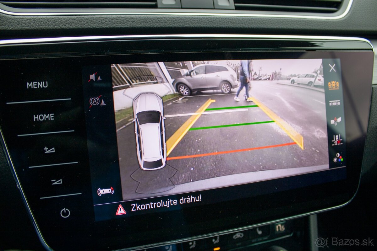 Škoda Superb Combi - 14