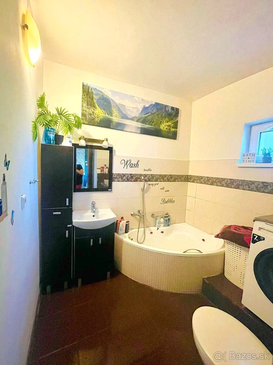 Zrekonštruovaný rodinný dom, 1765m2 pozemok, Očkov - 14