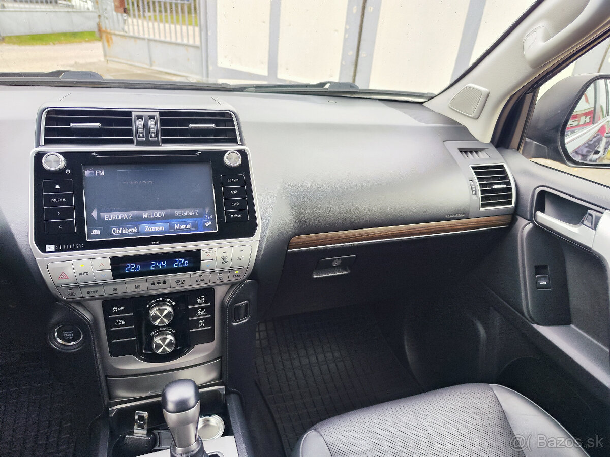 Toyota Land Cruiser 2.8 D-4D Executive A/T - 14