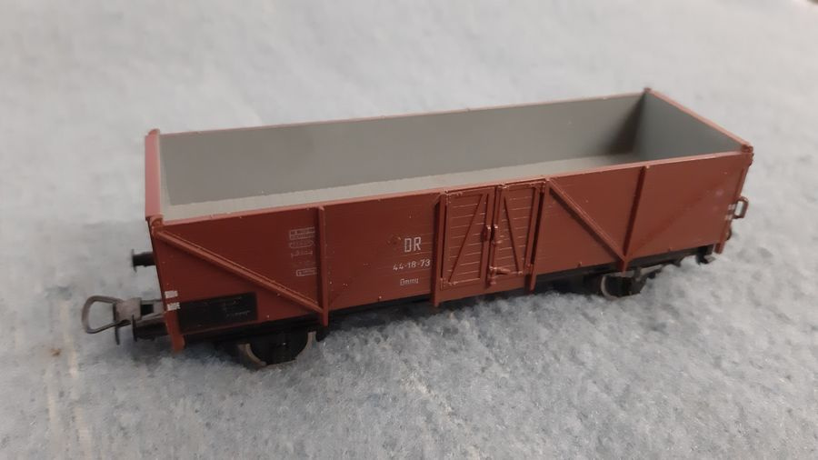 Vláčiky - model otvoreného vozňa H0 s nákladom - 14