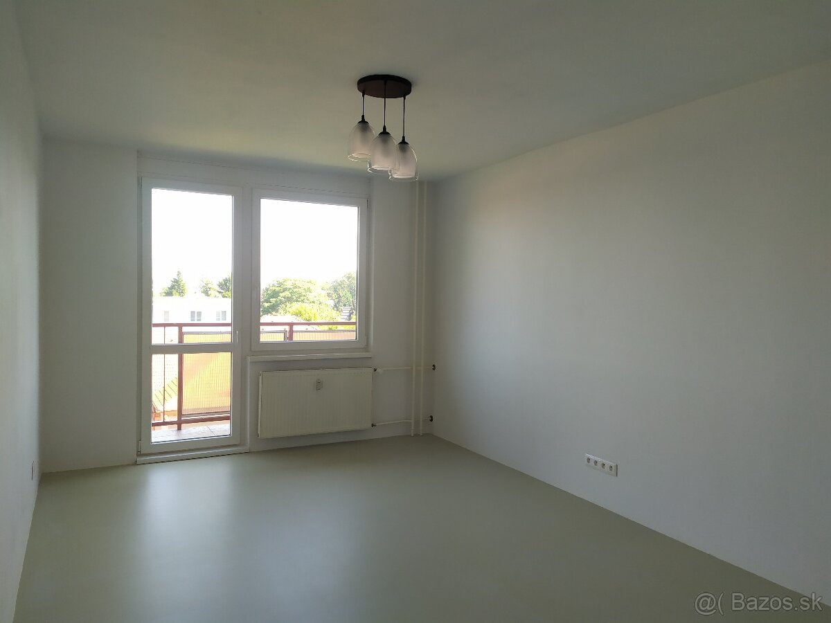 2 izbový byt s balkónom Nitra Centrum - Staré mesto - 14