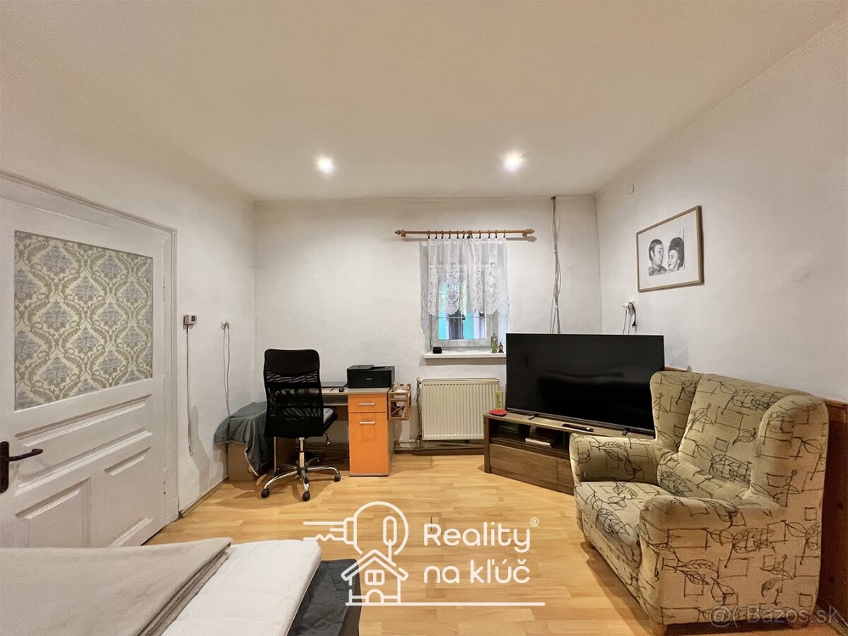 Na predaj 3-izbový rodinný dom s garážou v obci Bánov - 14