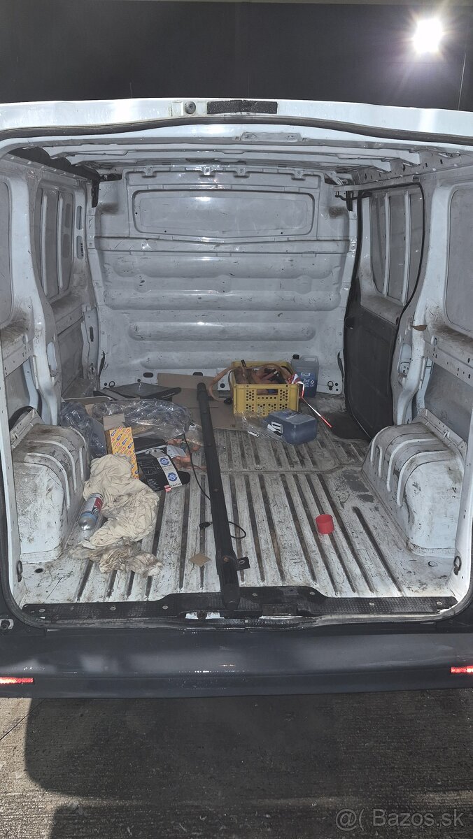 Opel Vivaro 2.0dci 66kw - 14