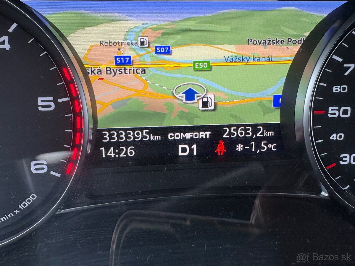 Audi Q7 3.0 TDi 200kw WEBASTO/NAVI/KESSY - 14