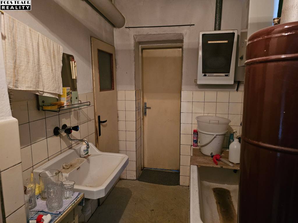 Predám st.rodinný dom v Šali - NAJ lokalita - 14