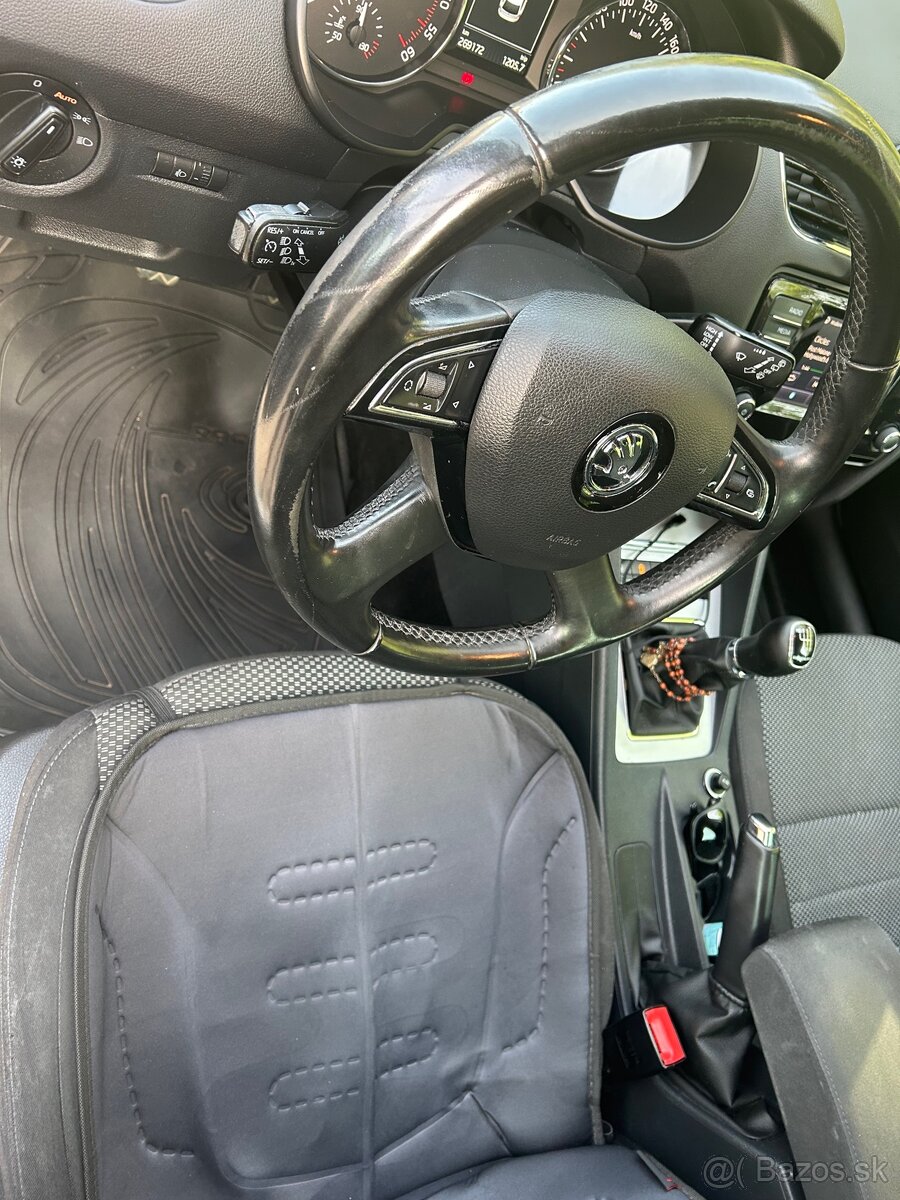 Škoda OCTAVIA 3 - 14