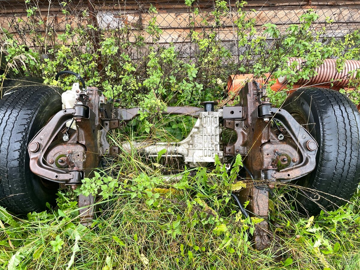 Diely Nisan Patfinder - 14