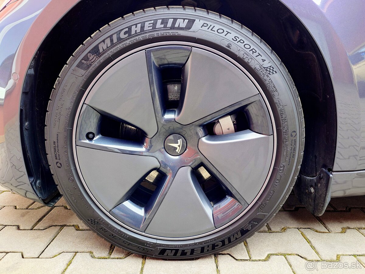 Tesla Model 3 2021 Standard Range - EAP 239 kW - 14