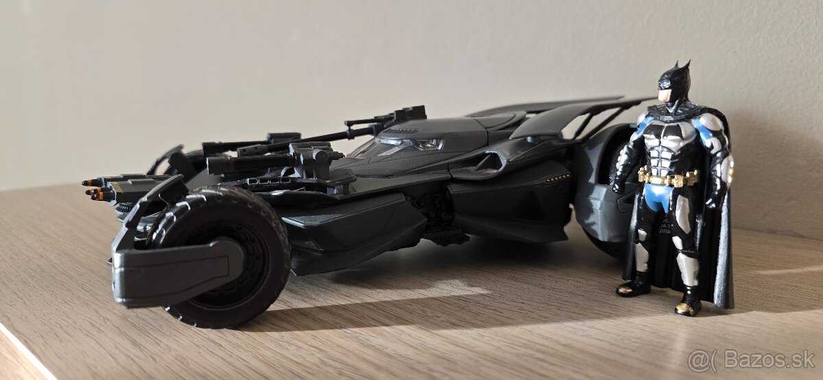 BATMAN JADA kovová kolekcia BATMOBILE, mierka 1:24 - 14