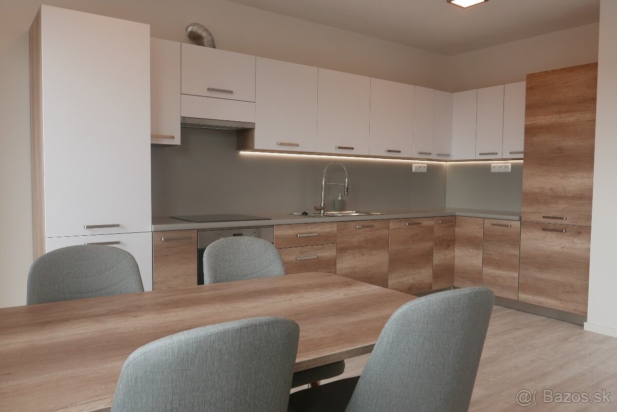 Realitný kancelária REALADR s.r.o. - 14