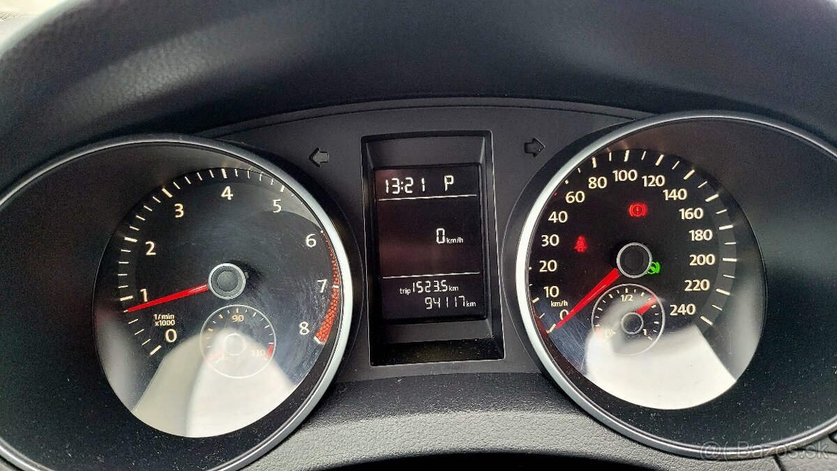 Volkswagen Golf 1.6-75kw Trendline DSG - 14