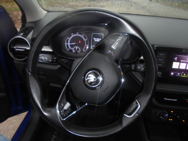 Škoda Fabia 4 1.0 TSI Ambition r.v.6/2022 - 14