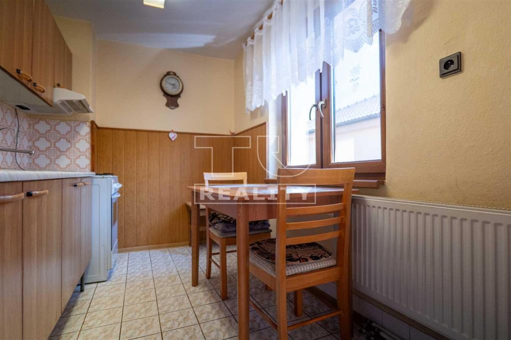 Rezervované Na predaj 4 izbový rodinný dom Malé... - 14