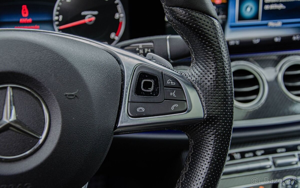 Mercedes-Benz E trieda Sedan 350 BlueTEC - 14